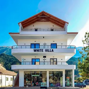 Hotel White, Përmet